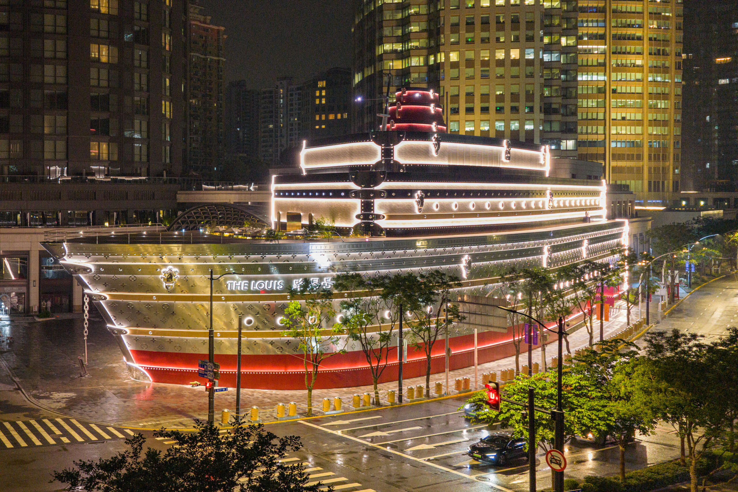 Louis Vuitton Shanghai HKRI Taikoo Hui